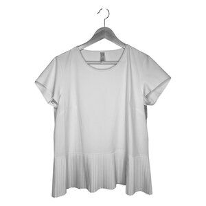 NWT SPANX Pleated T-Shirt Yes, Pleats! Tee White Cloud Size M